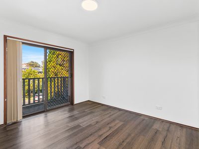 2 / 9 College Avenue, Shellharbour City Centre