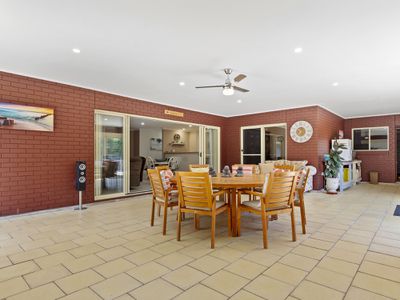 1 Lovelock Close, Normanville