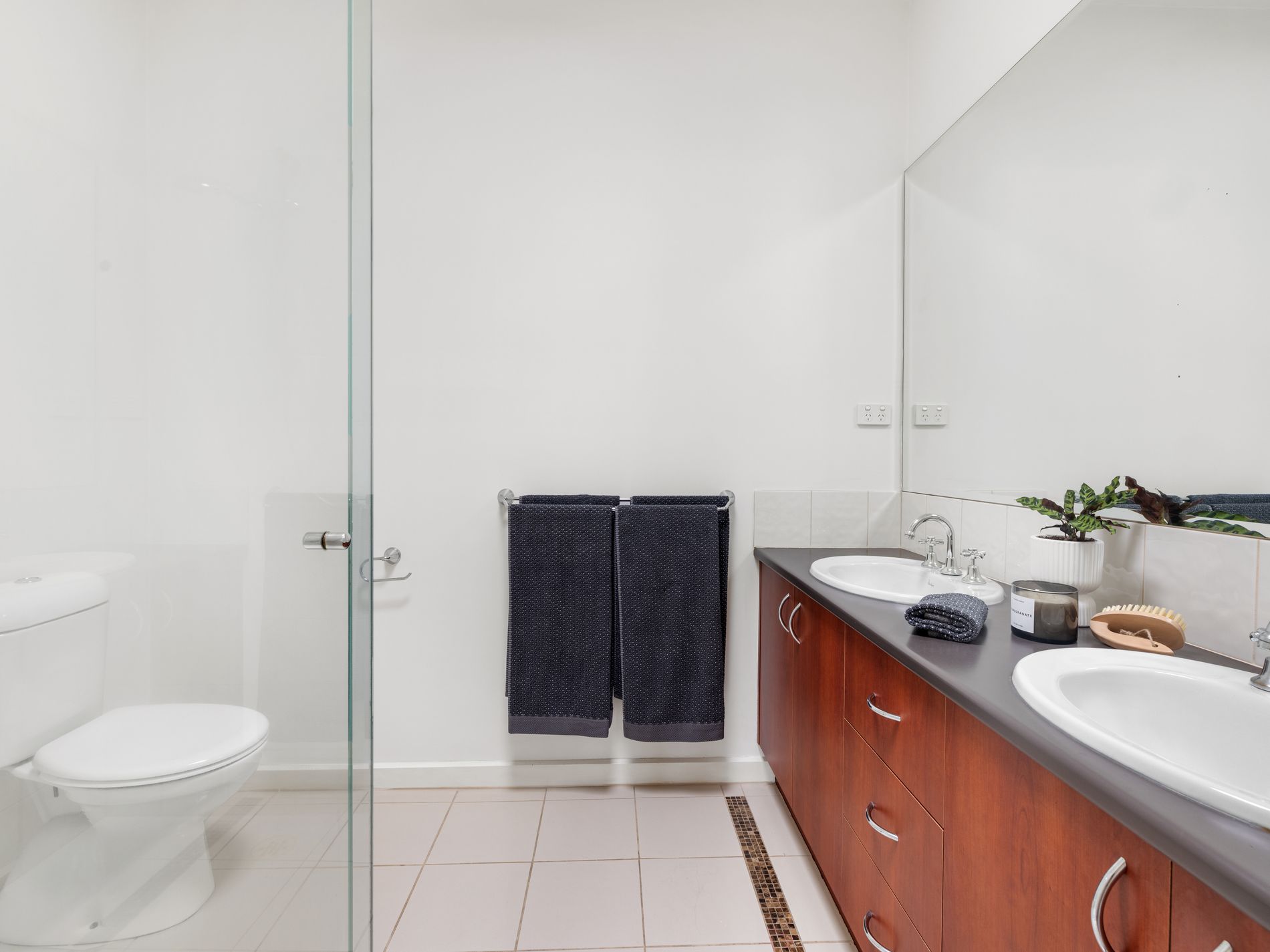 77 Gordon Street, Newport