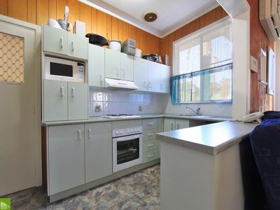 42 Ocean St, Windang