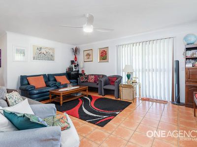16 Nalkari St, Coombabah