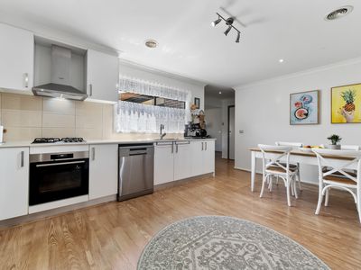 2 / 24 Eramosa Road West , Somerville