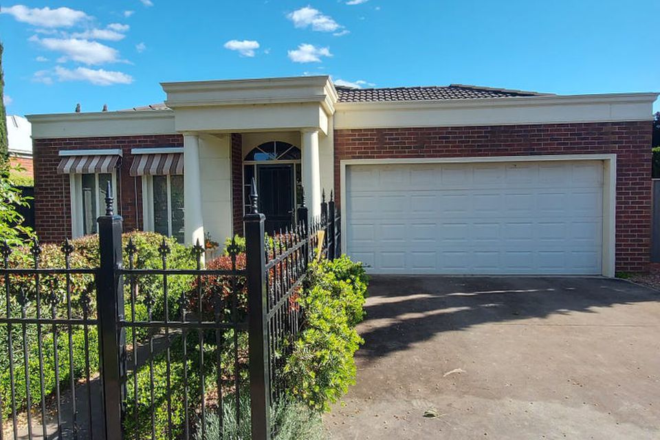 3 Parkdale Close, White Hills