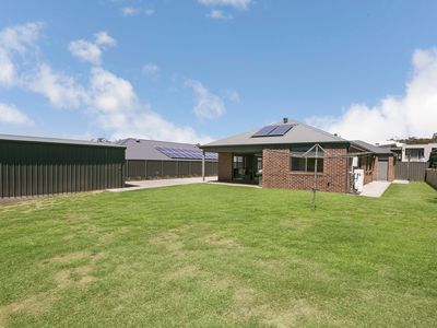 16 Lushington Rise, Mckenzie Hill