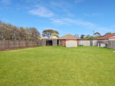 22 Swan St, Werribee