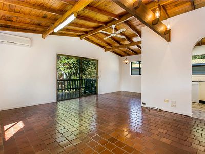 6 North Head Road, New Brighton