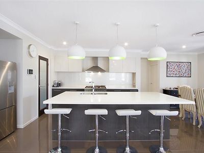 25 English Place, Rochedale
