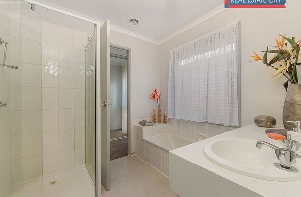 4 Gatwick Court, Craigieburn