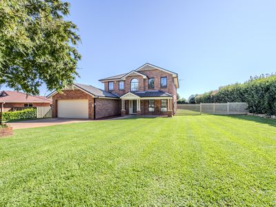 18 Lancaster Park Place, Dubbo