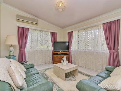 94 Passerine Drive, Rochedale South