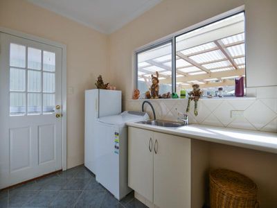 11 Bourke Street, Piccadilly