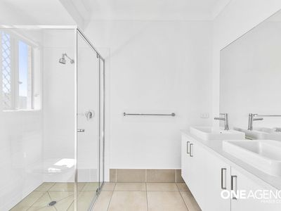 18 Quarterdeck Avenue, Pialba