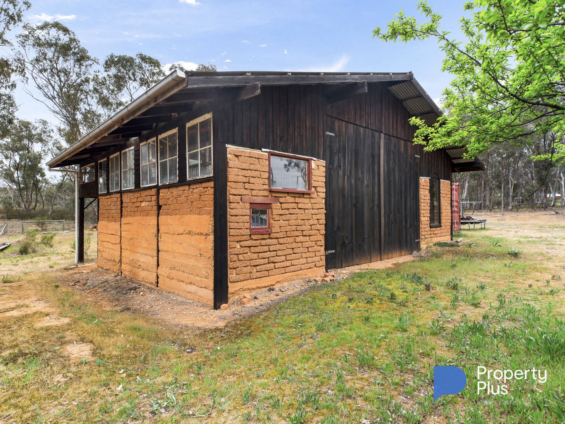 23 Monash Street, Newstead