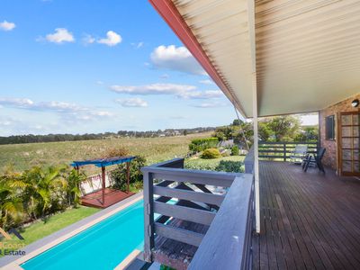 35 Hope Street, Red Head