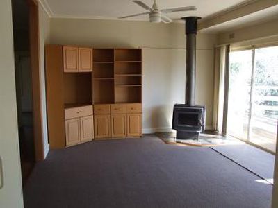 37 Bogong Avenue, Mount Beauty