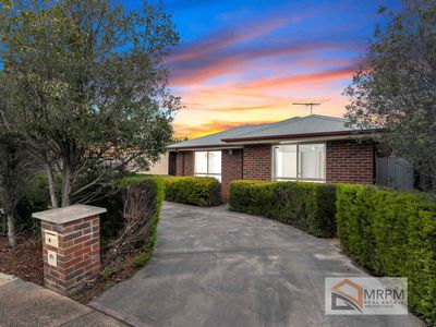 4 Lucy Close, Tarneit