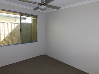 5 Secretan Way, Hammond Park