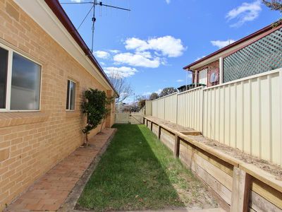 5 Wild Close, Llanarth