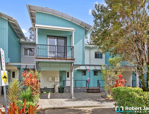 PREMIUM POSITION - DUAL KEY APARTMENT WITH VIEWS image 7