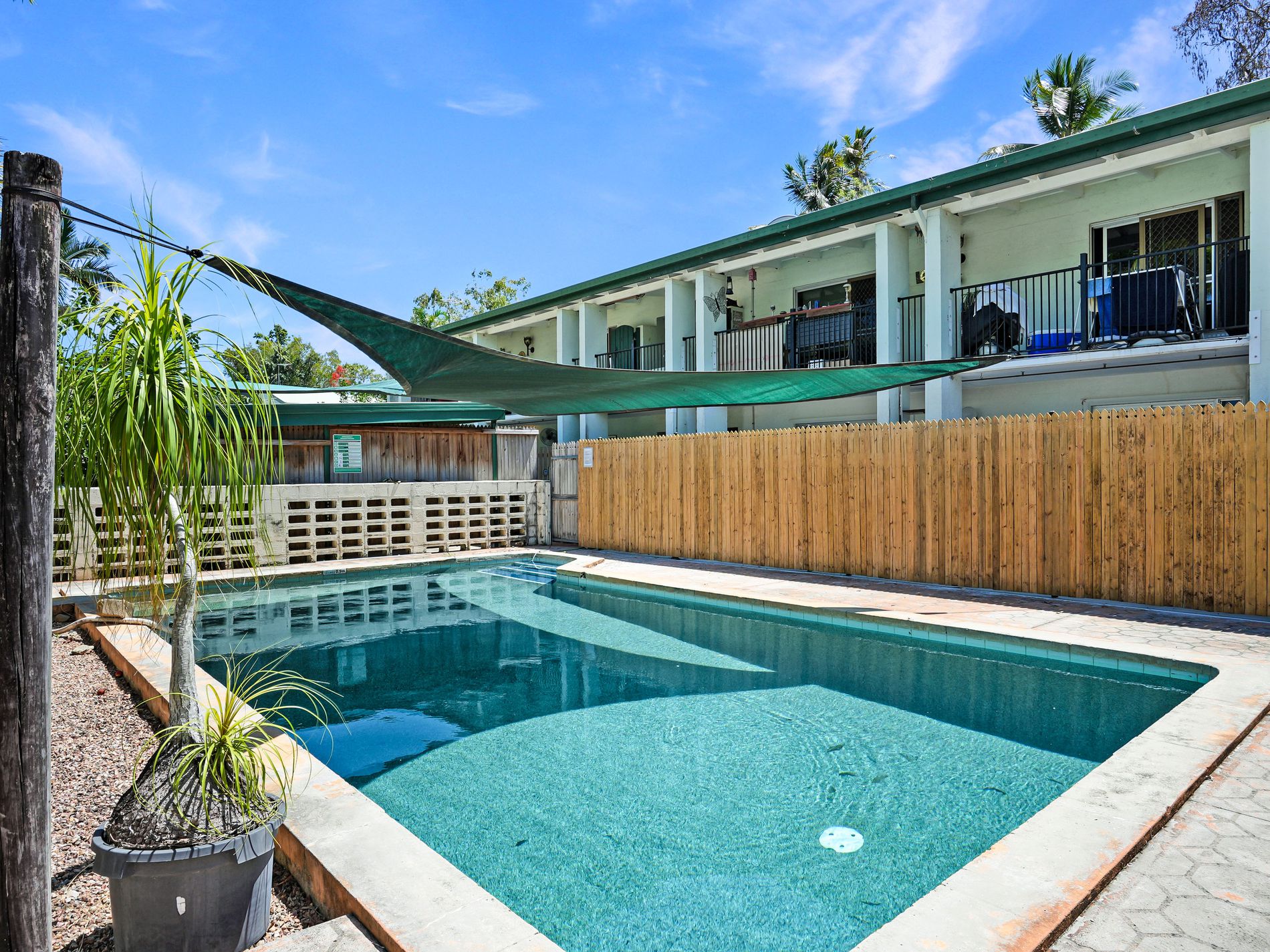 3 / 102-104 Wistaria Street, Holloways Beach