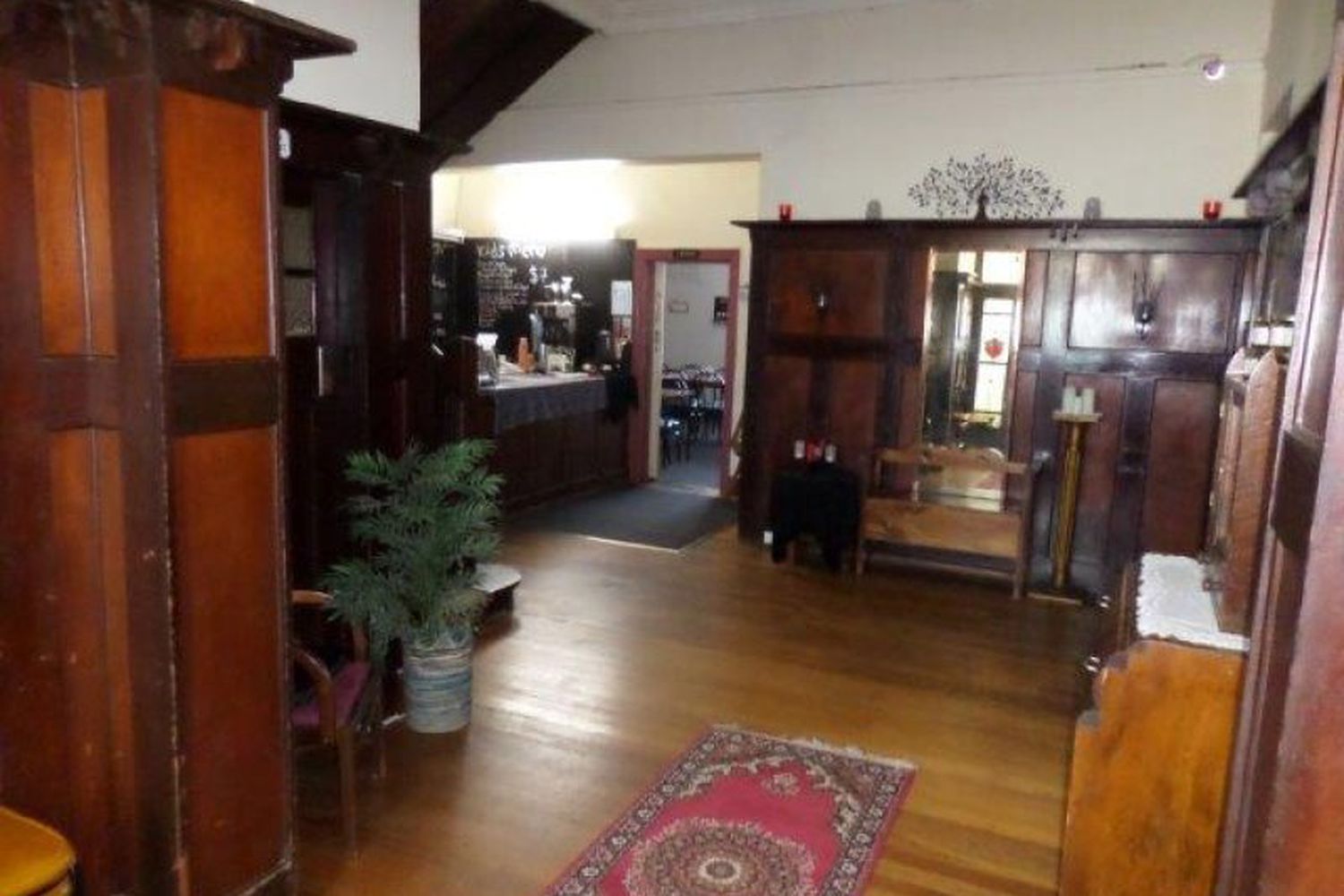54 Federal St ( Royal Hotel Freehold), Rainbow