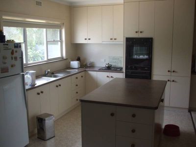 39 Rose Street, Horsham
