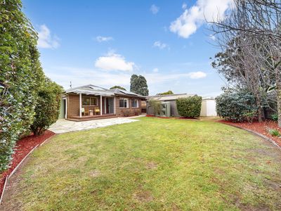 17 Glengariff Drive, Mulgrave