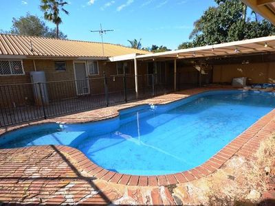 2 Dulverton Terrace, South Hedland