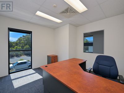 18 Bushland Ridge, Bibra Lake