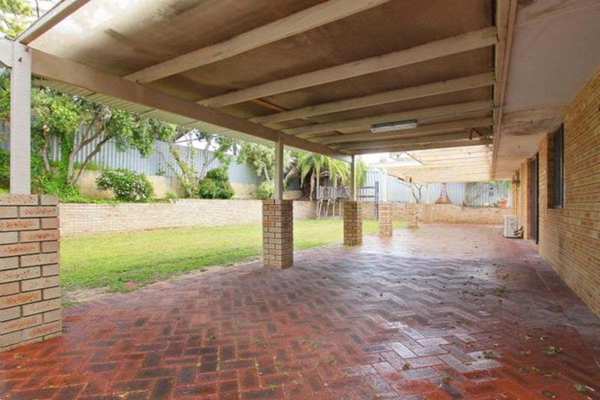 75 Lysander Drive, Heathridge