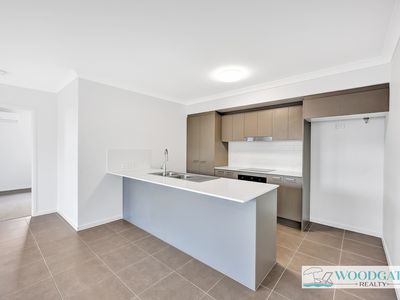 1 / 15 Oystercatcher St, Woodgate
