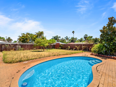 11 View Avenue, Langford