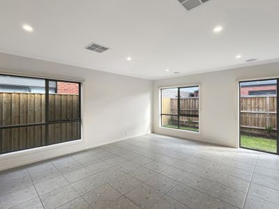 8 Leith Road, Thornhill Park