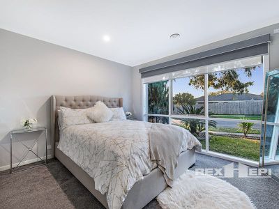 32 Garnet Close, Narre Warren