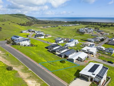 23 Cherry Hills Crescent, Normanville