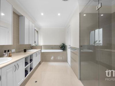 16 Baird Avenue, Nedlands