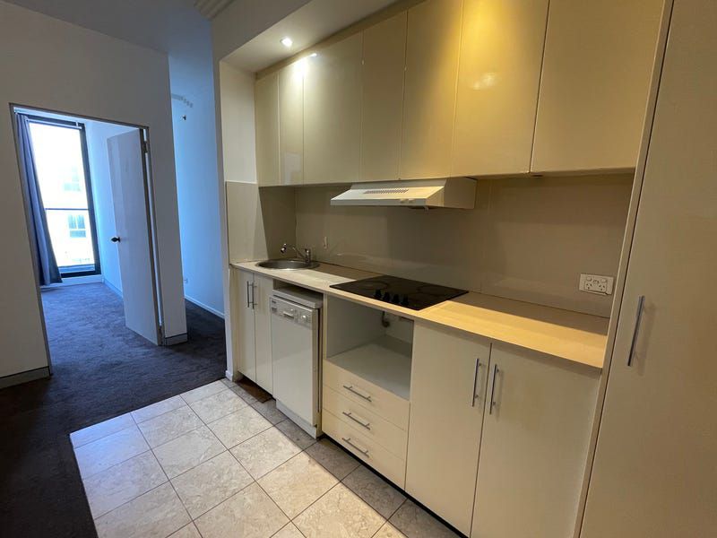 137 / 8 Dixon Street, Haymarket