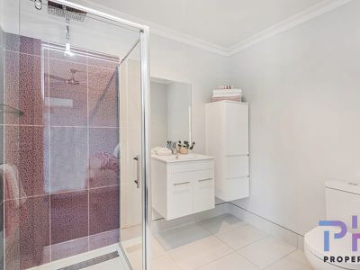 8 Montgomery Lane, Lockwood