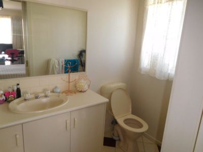 19 Decastella Drive, Horsham