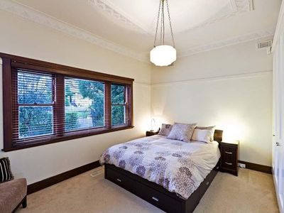 15 Disraeli Grove, Pascoe Vale South
