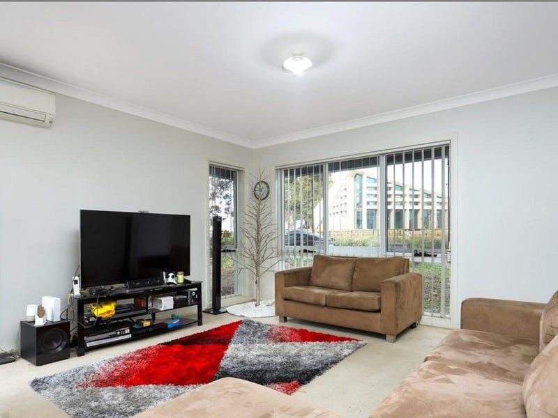 202 Stanhope Parkway, Stanhope Gardens