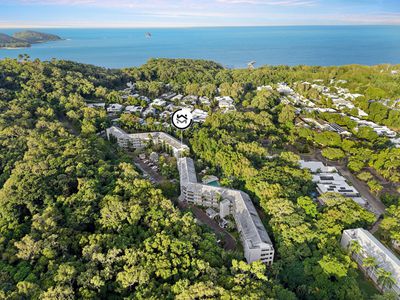 215 / 305-341 Coral Coast Drive, Palm Cove