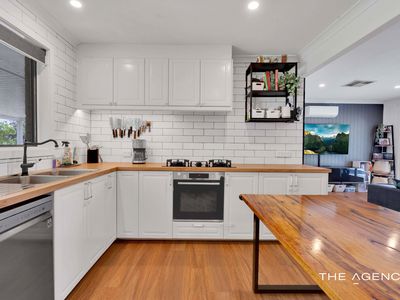 395 Warwick Road, Greenwood