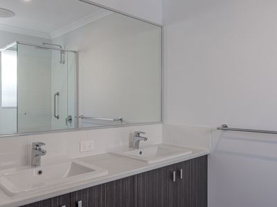 16 Bunker Crescent, Yanchep