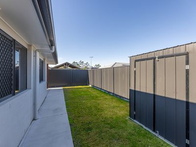 8 Sunset Street, Morayfield