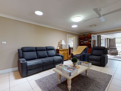 16 Namoi Crescent, Dubbo