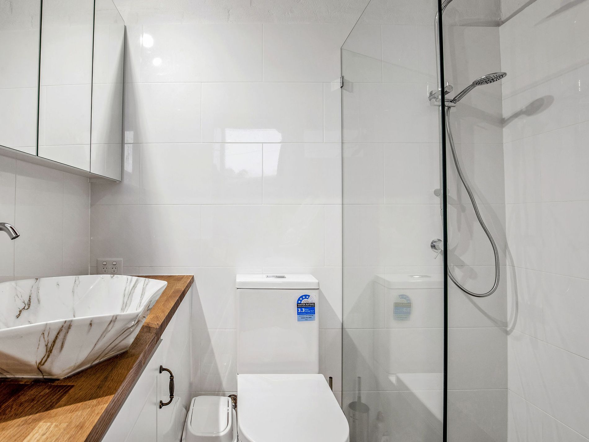 9 Lergessner Street, Biggera Waters