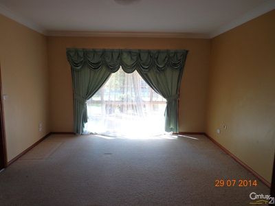8 Twickenham Drive, Dubbo