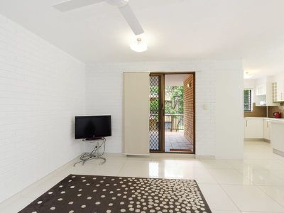 2 / 10 Muraban Street, Mooloolaba