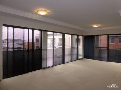 4 / 150 Stirling Street, Perth